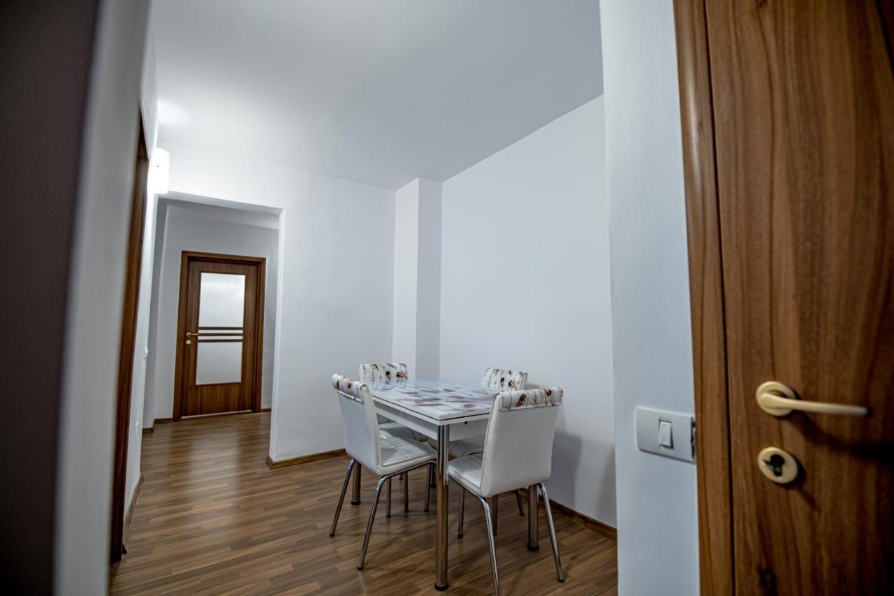 Apartament 3 Camere Royal Brașov Exterior foto